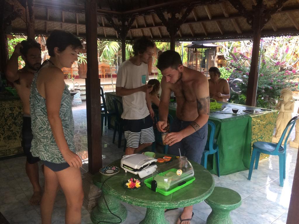 Ray Homestay Batununggul Екстер'єр фото