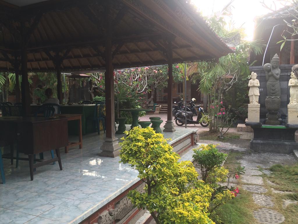 Ray Homestay Batununggul Екстер'єр фото